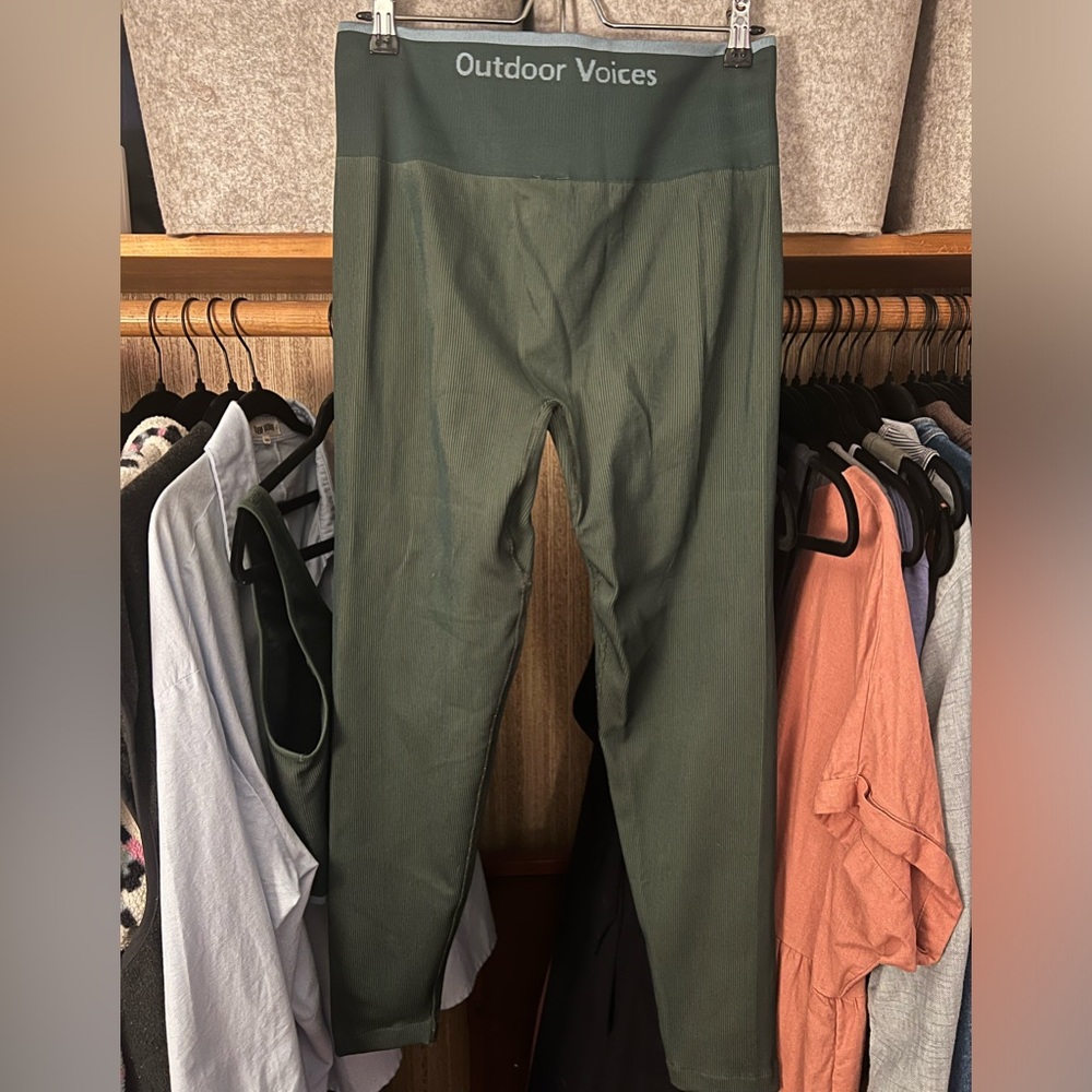 Outdoor Voices XL SeamlessRib 7/8 Leggings in Pine